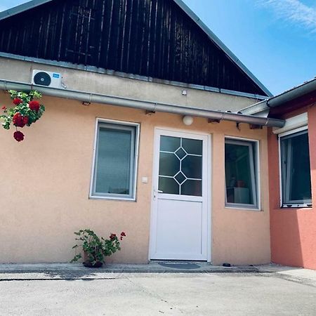 Mare Apartmant Belgrade Luaran gambar